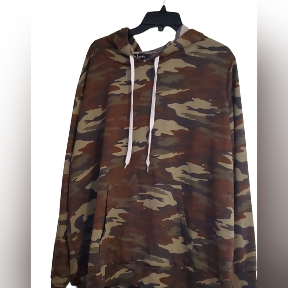 Camo hoody.